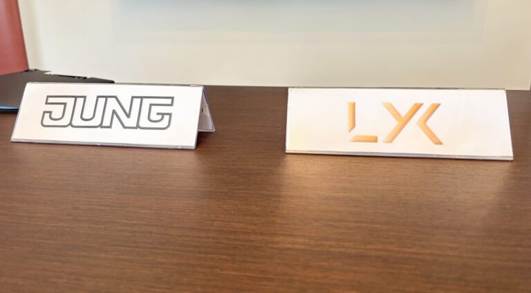 LYK x JUNG Ánh sáng và “điểm chạm” hoàn thiện cho công trình